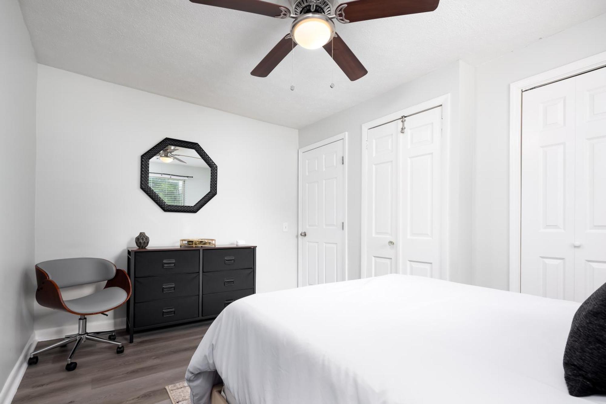 2 Bedroom Ft Moore Retreat Columbus Luaran gambar